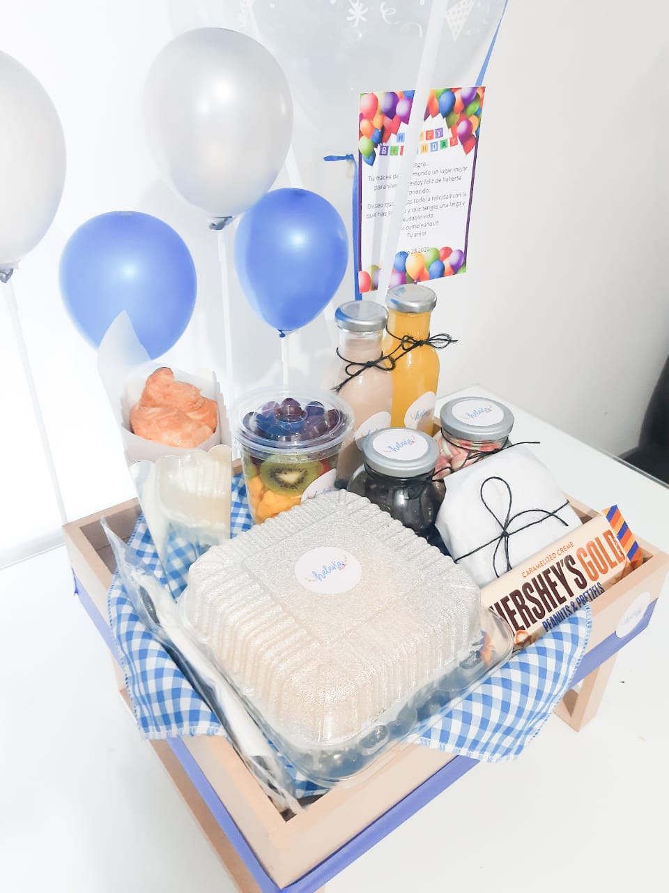 DESAYUNO AMORE - Helena - Detalles